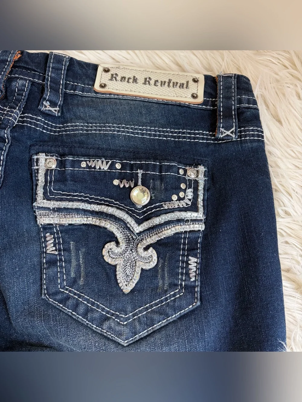 Rock Revival Betty Boot Cut Denim Jeans Women’s Size 32 Dark Wash Fleur 34”